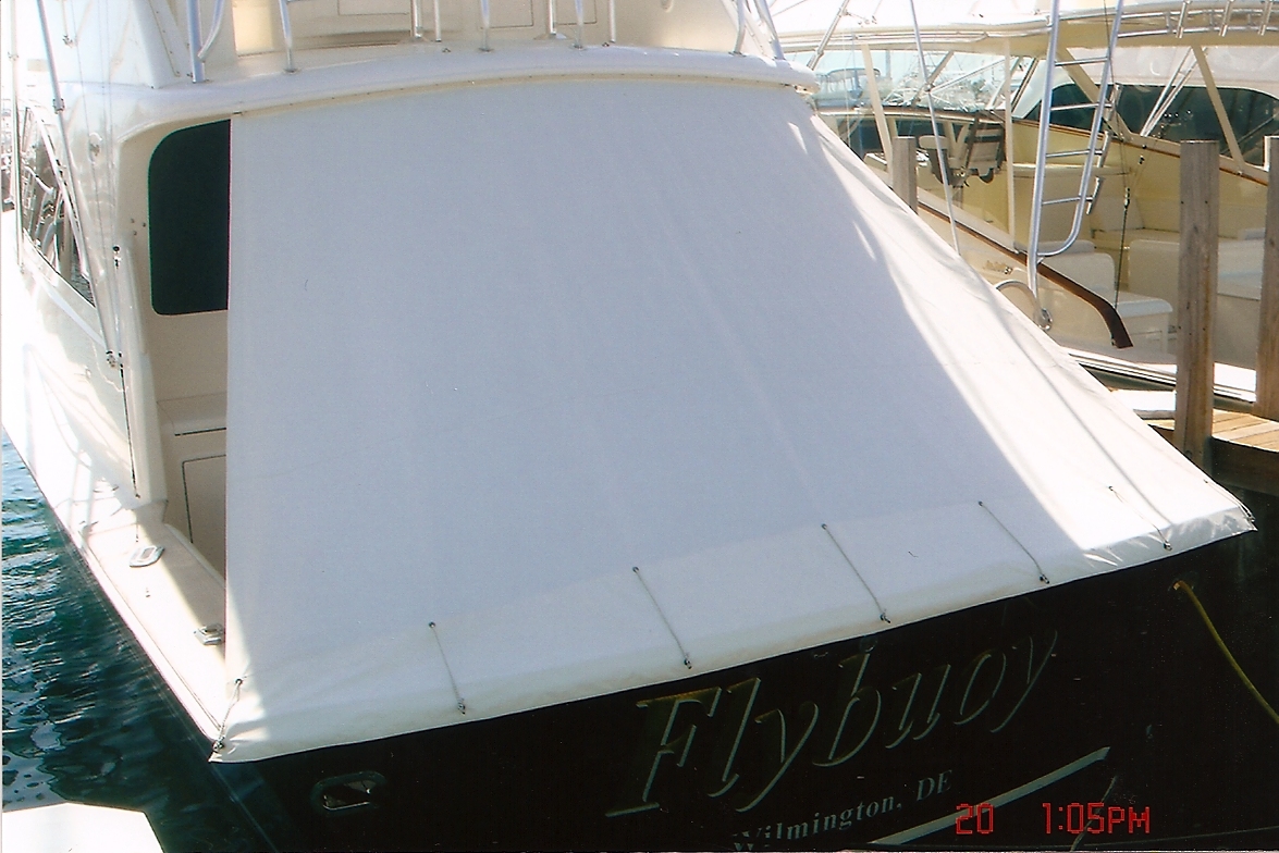 AFT CURTAIN