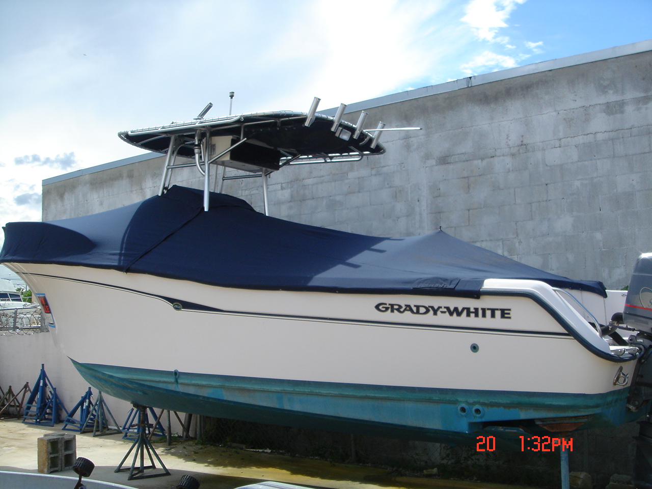 BOAT COVER